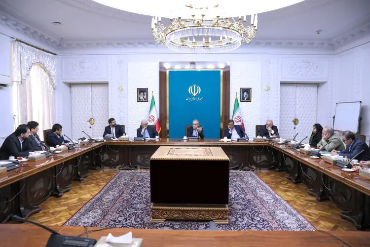 پزشکیان: از این پس تعهدات دولتی باید با پشتوانه مالی باشد؛ راستی‌آزمایی طرح‌های انرژی ضروری است!